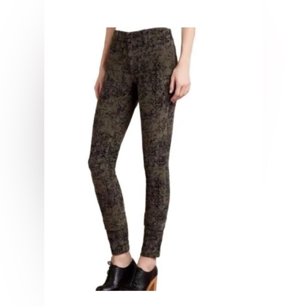 Anthropologie Pilcro Green Print Serif Mid-Rise Corduroy Pants